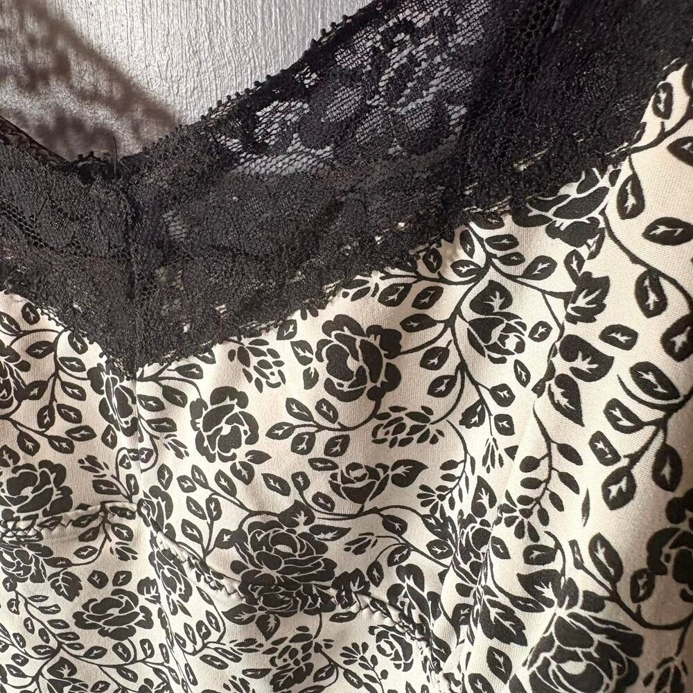 Laura Ashley Black & White Floral Cami Tank Y2K Coquette Soft Grunge Large - Picture 4 of 8